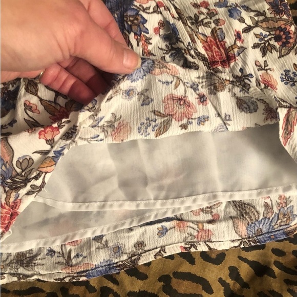 American Eagle Outfitters size small lined print wrap shorts dress up / down - Picture 7 of 10